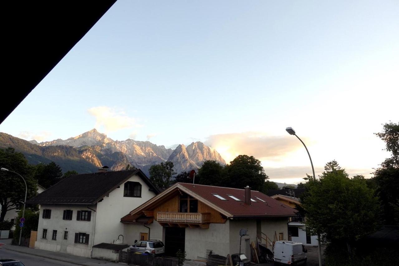 Ferienwohnung Loisachglueck Garmisch-Partenkirchen Exterior foto